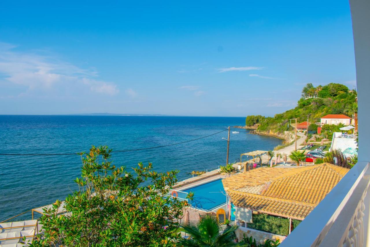 Agoulos Beach Hotel Argászi Kültér fotó