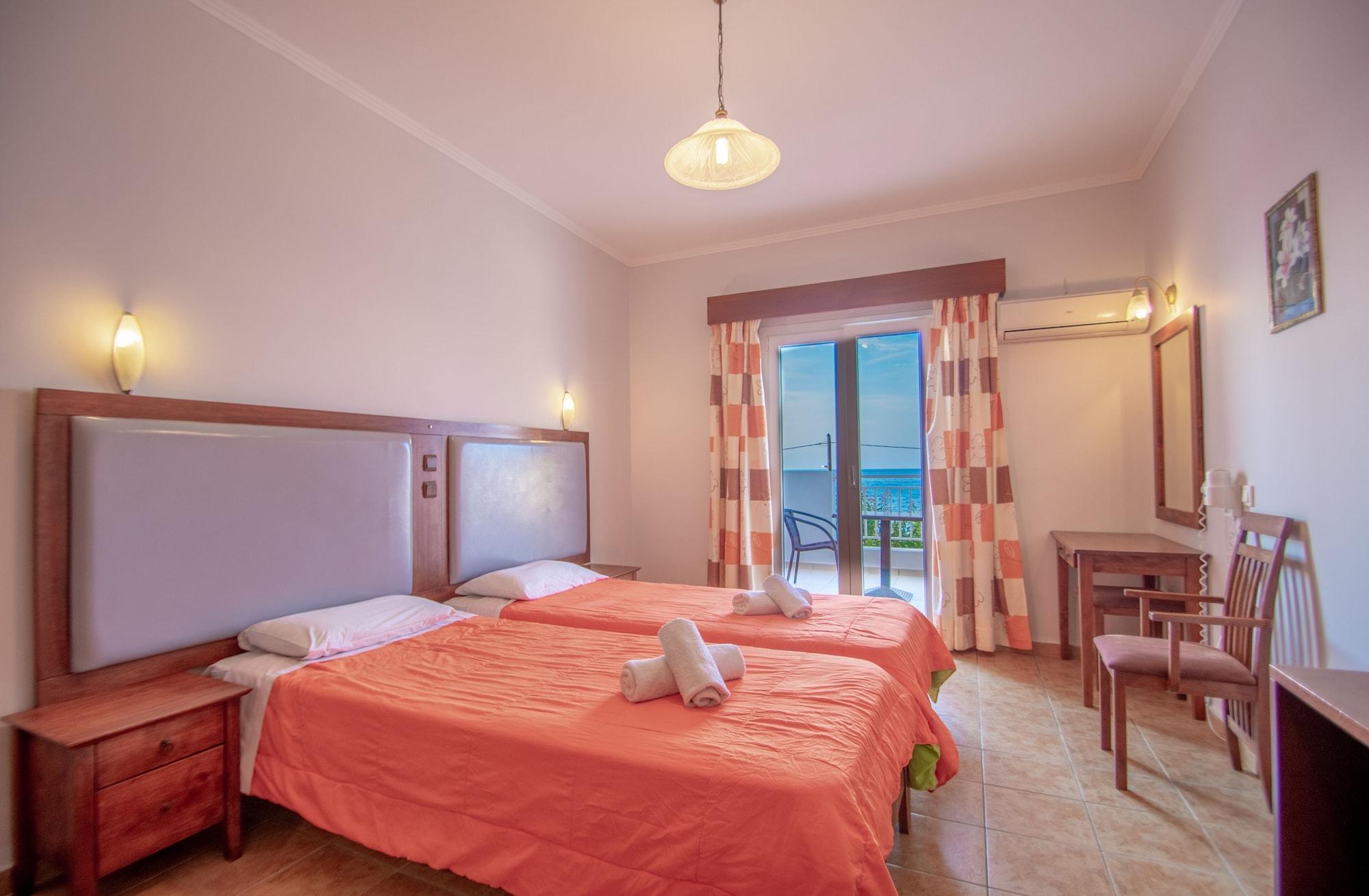Agoulos Beach Hotel Argászi Kültér fotó