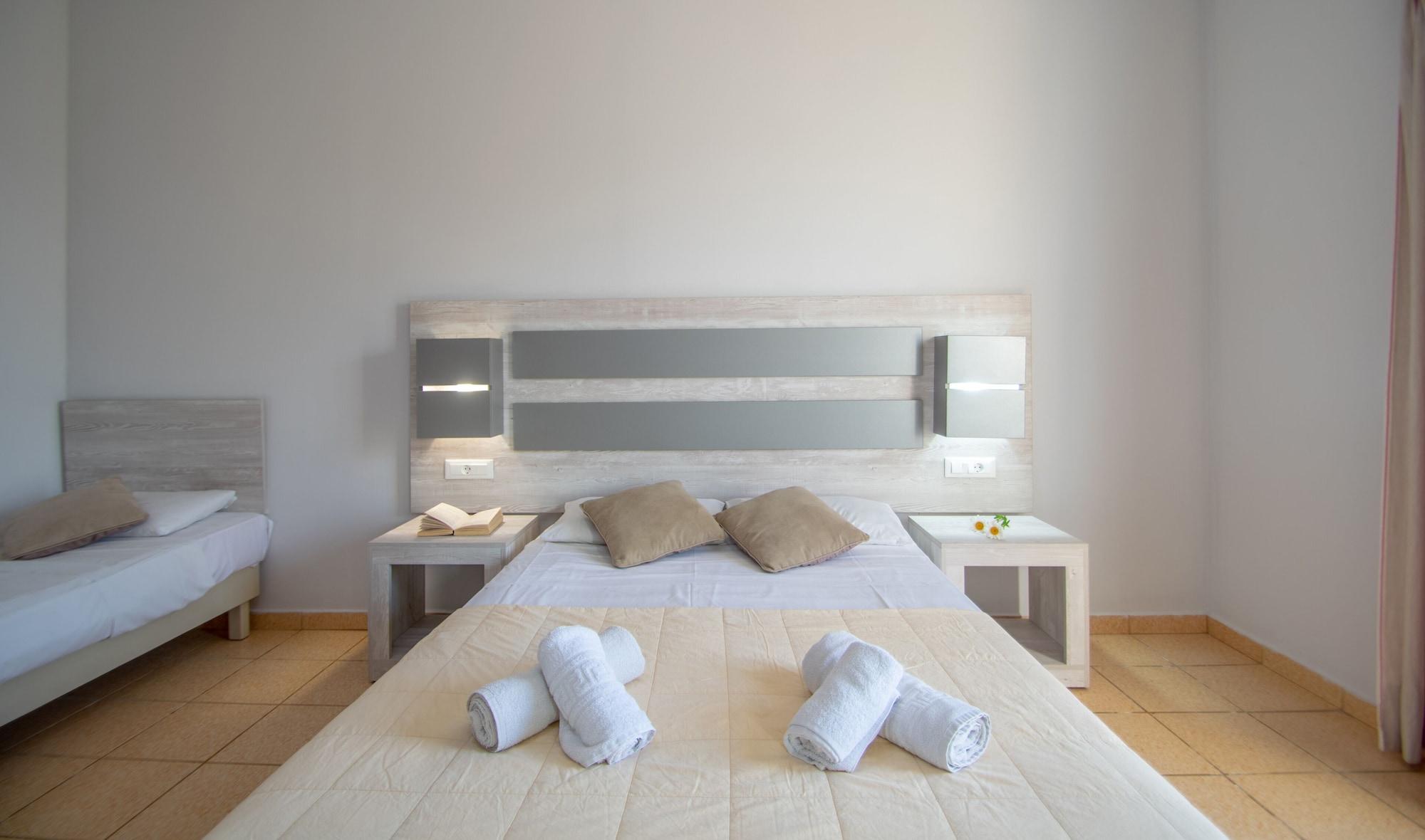 Agoulos Beach Hotel Argászi Kültér fotó