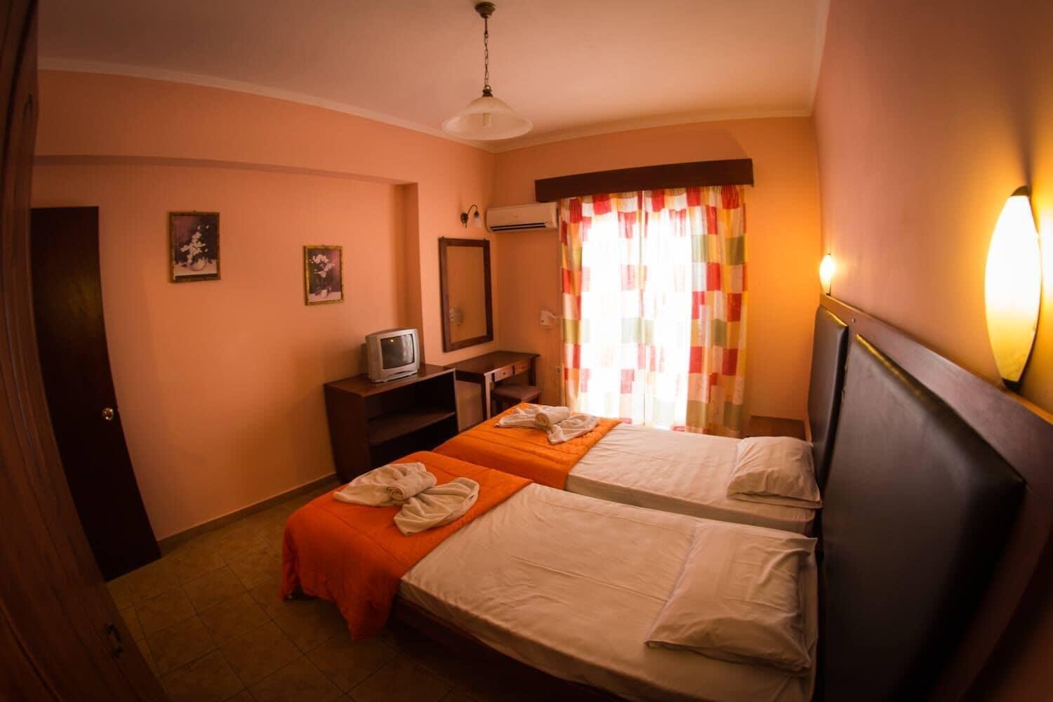 Agoulos Beach Hotel Argászi Kültér fotó