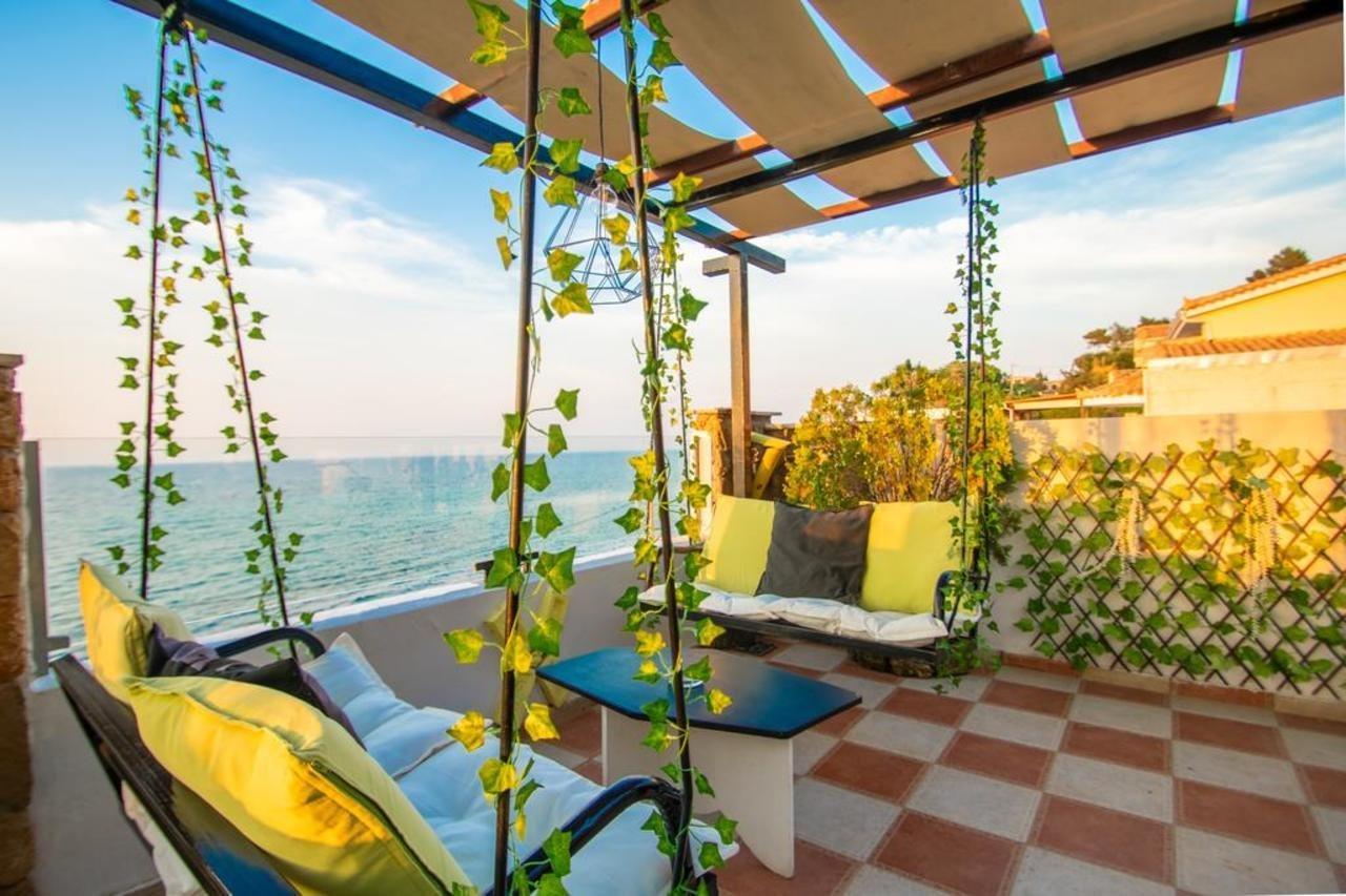 Agoulos Beach Hotel Argászi Kültér fotó